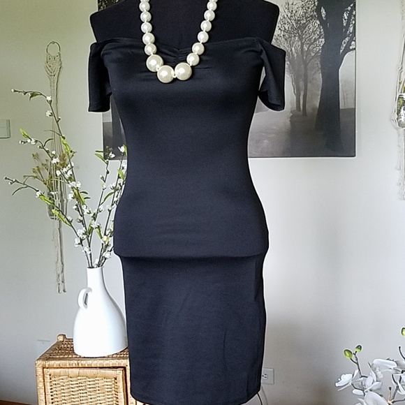 H&M off shoulder LBD - Picture 1 of 5